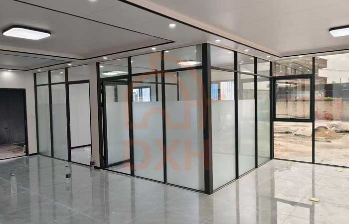 Full-Glass-Windows-Construction-Site-Office